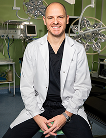 Павел самцов - пластический хирург клиники АБИА