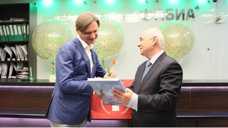 Фонтанка.ру о 10-летнем юбилее клиники 