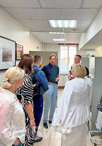 Эксурсия по второму этажу клиники
