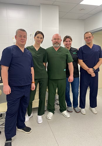 Проктологи