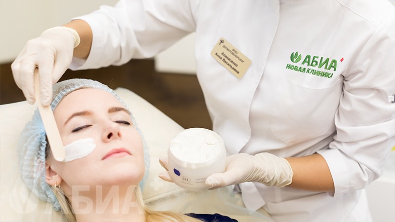 Пилинг на косметике линейки Holy Land